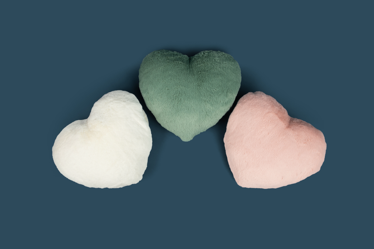 Super Sized Heart to Hug Pillow 8 lb with Pocket - Ivory