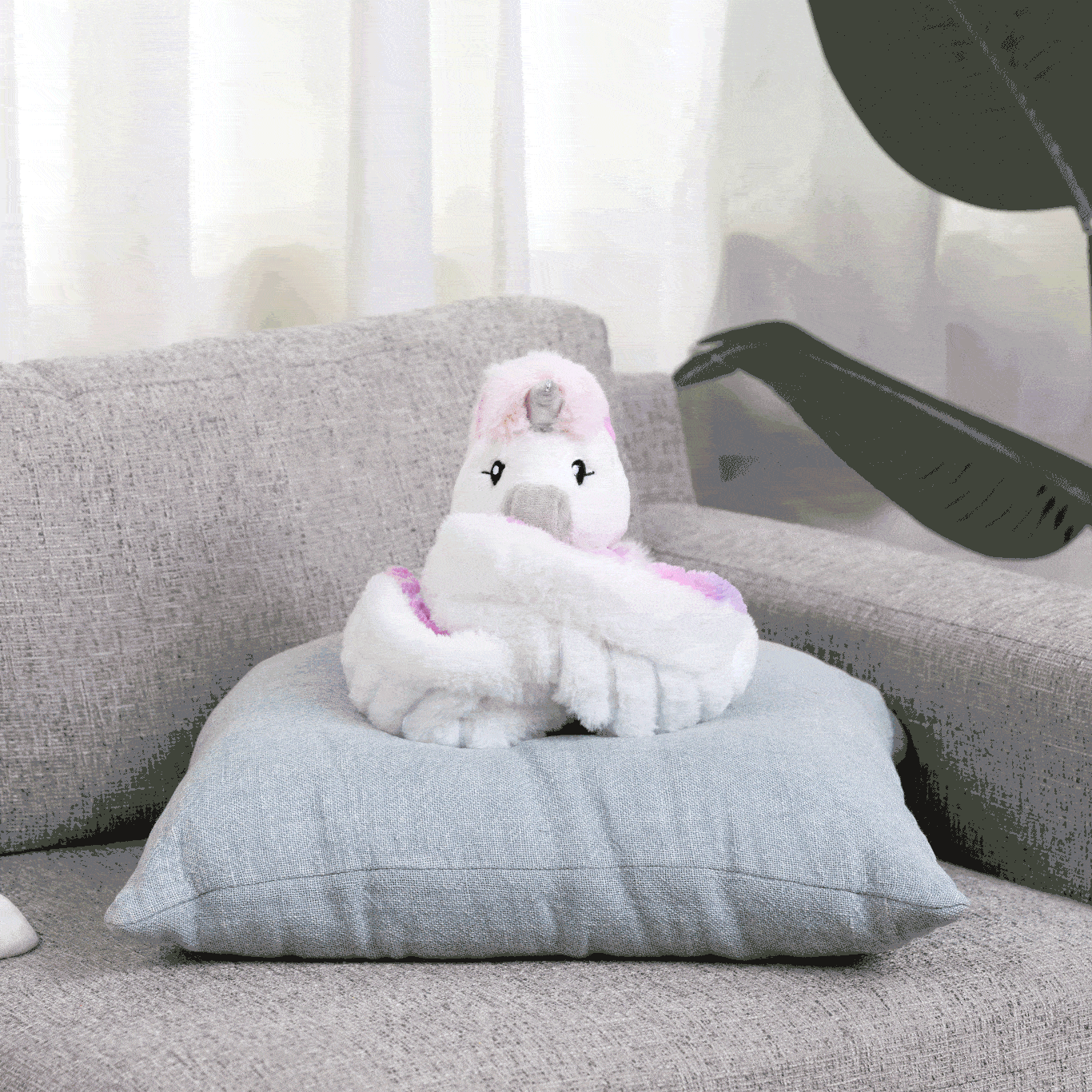 Echo the Unicorn